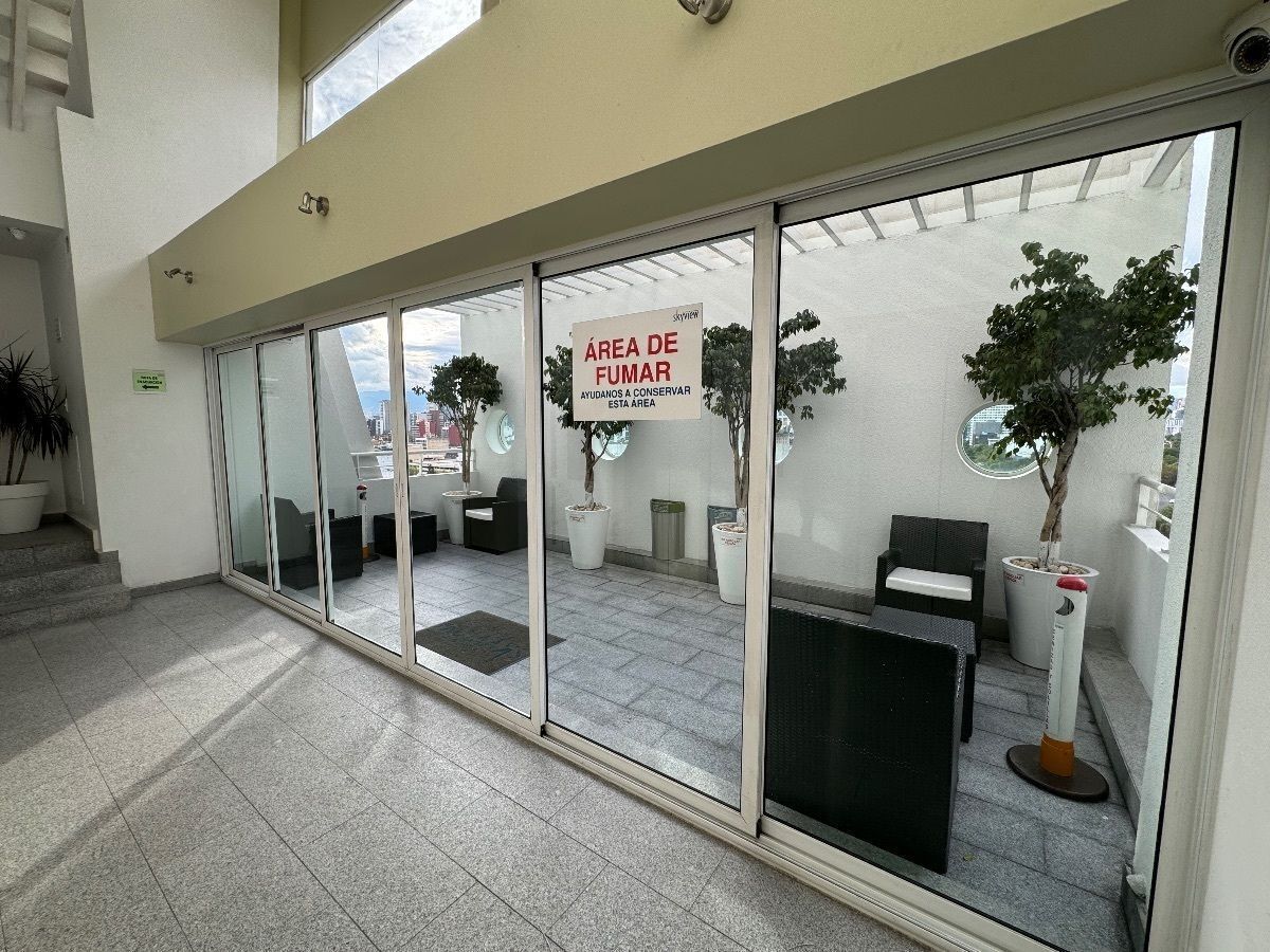 20 de 25: Area de fumar