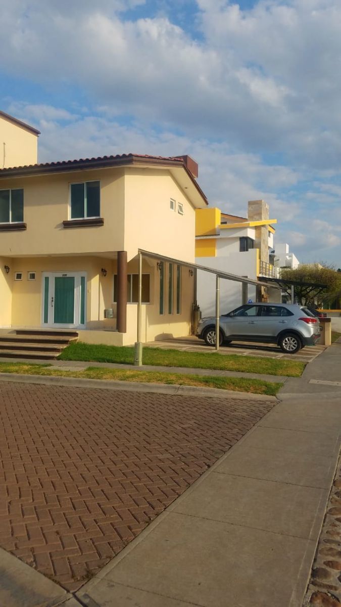 CASA EN VENTA SAN ANTONIO DE AYALA