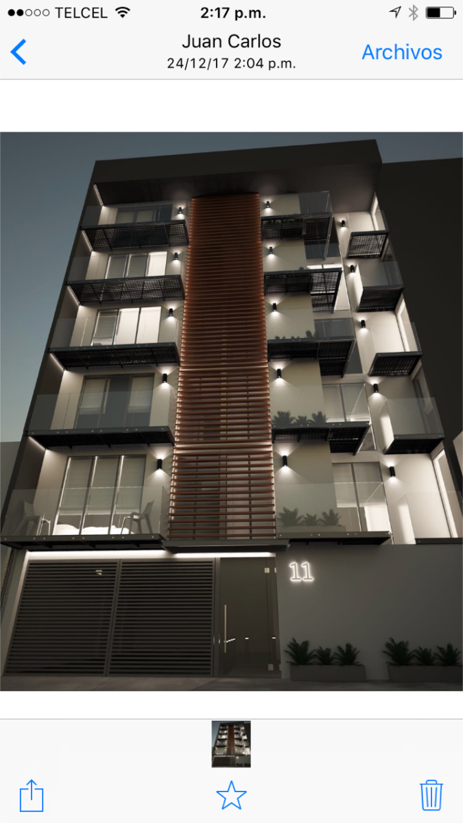 2 of 26: Vista del Edificio en la Noche