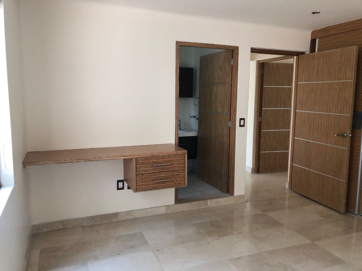 15 de 16: Recamara 2