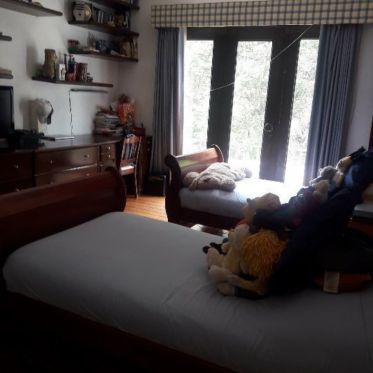 17 de 20: Gran recamara amueblada y decorada