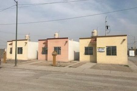 Casas en Venta en Fraccionamiento Miravalle, Gómez Palacio | EasyBroker