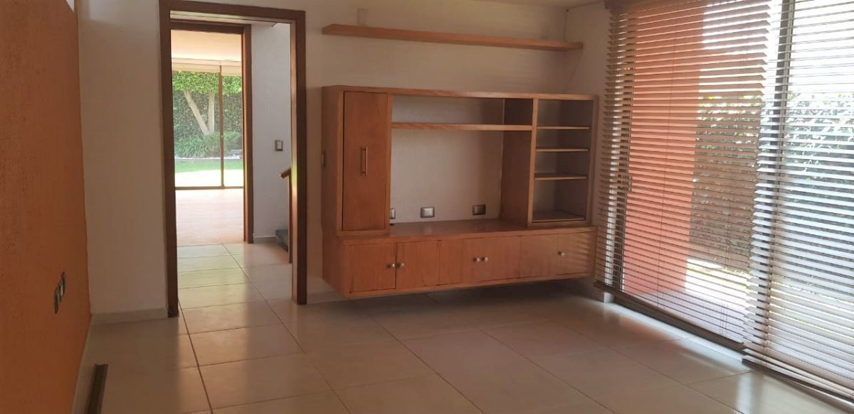 10 de 14: CARMEN LABORIN - VENDE CASA DE 520 M2. EN #SATÉLITE #EDOMEX