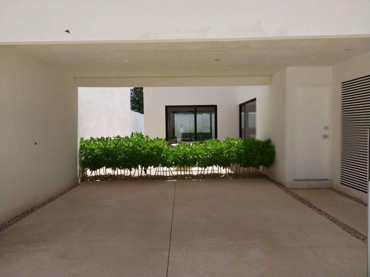 8 de 23: TODOS LOS MODELOS CON COCHERA TECHADA