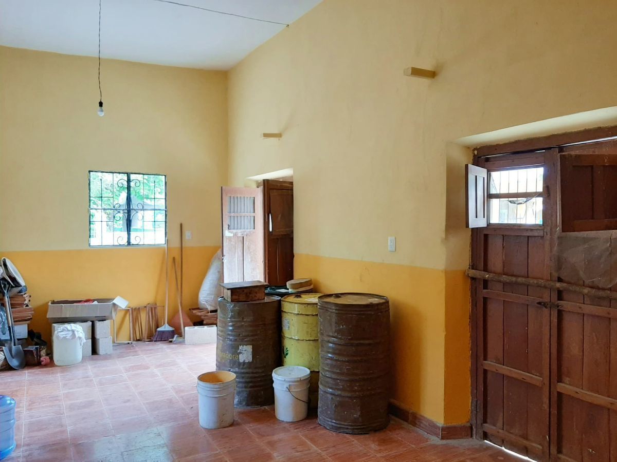 11 de 12: www.BejaranoRE.com - Casa en Venta - Casa Principal