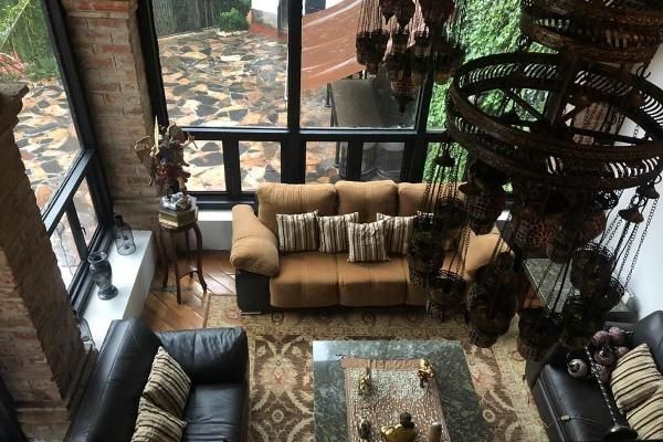 HERMOSA CASA AMUEBLADA EN RENTA LOMAS ANAHUAC!! VISTA ARBOLADA CON UN ARROYO