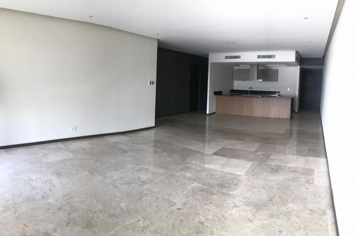 2 de 28: Area de sala y comedor