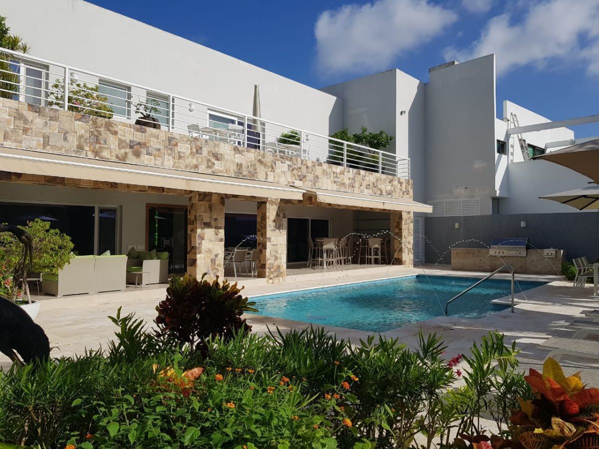RESIDENCIA DE LUJO EN VENTA EN VILLAMAGNA, CANCUN