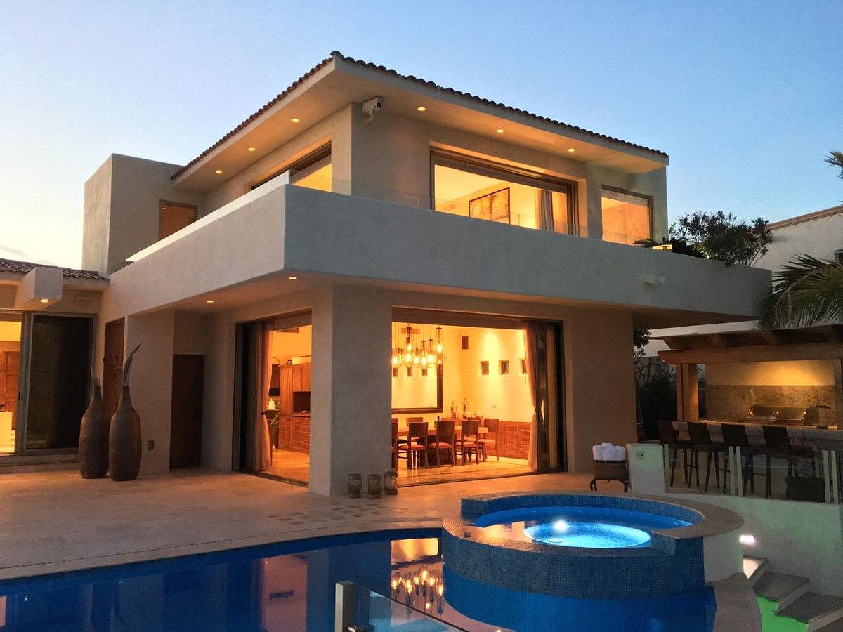 Luxurious Villa on the Cliff, 6 Br, 14 Ppl, Pedregal, photo 1 of 24