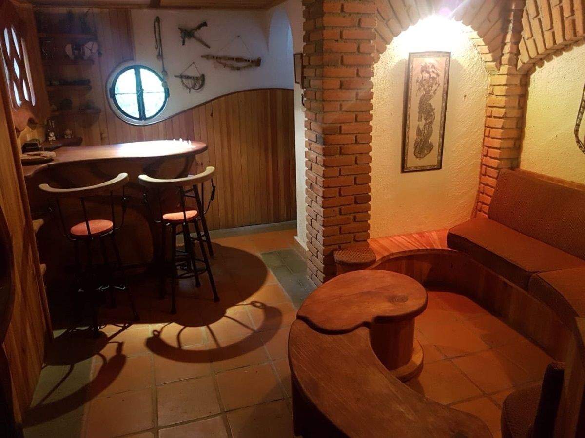 8 de 21: Bar