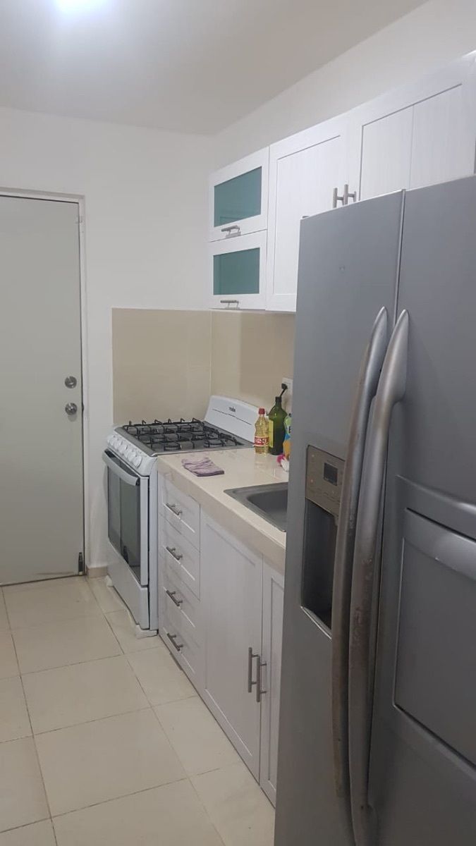 2 de 11: Estufa 6 quemadores y horno