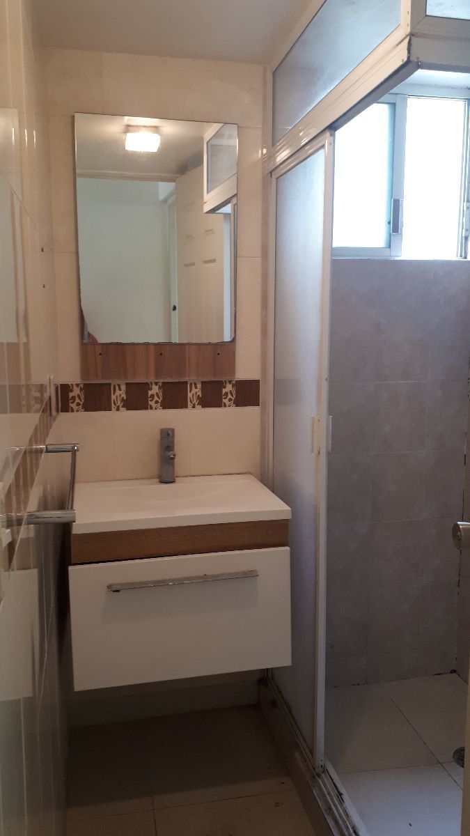 3 de 8: BAÑO