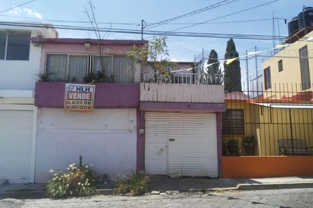 CASA EN VENTA, EN MORELIA, FOVISSSTE MORELOS, PARA REMODELAR SG/10 |  EasyBroker