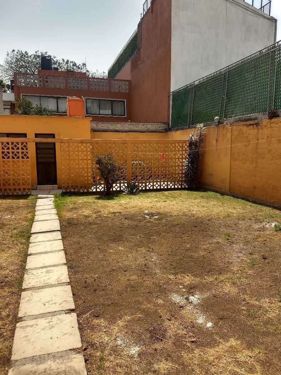 4 de 10