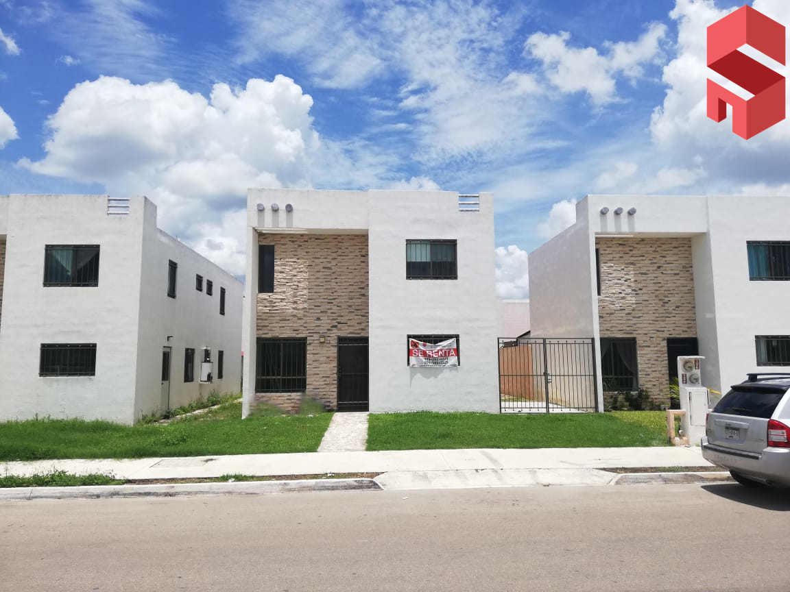 Casa de 2 plantas en RENTA en Fracc Las Américas