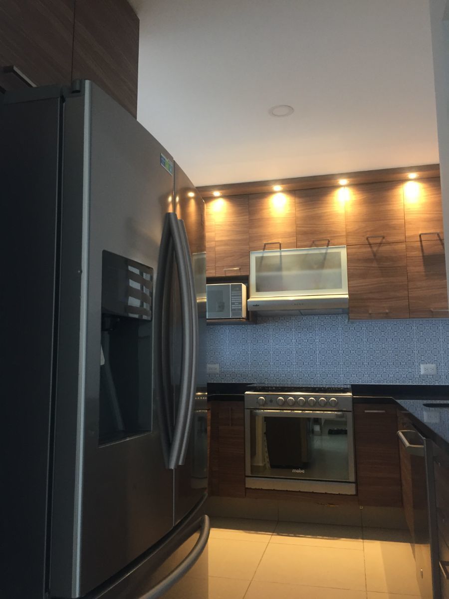 4 de 20: refri, lavavajillas, gabinetes ampliados