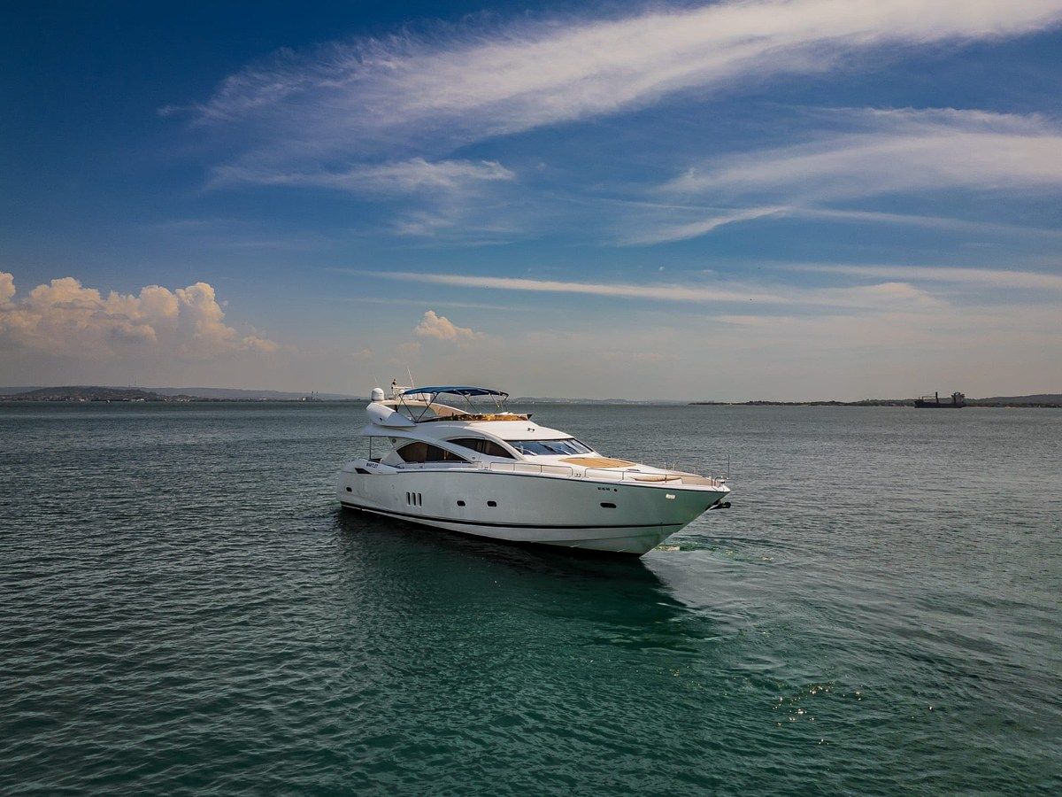 YATE MARLET SUNSEEKER 82 pies, foto 1 de 29
