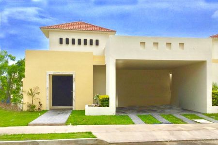 Jardines de Santa Cruz, casa de estilo californiano en una planta.  Preventa. | EasyBroker