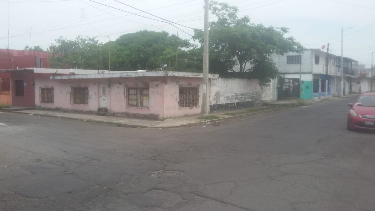 EXCELENTE TERRENO COMERCIAL EN RENTA, IDEAL PARA INVERSIONISTAS