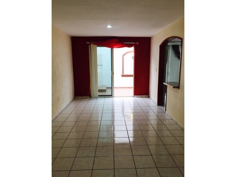 5 de 13: Casa en renta Real de Valdepeñas, Zapopan, coto privado