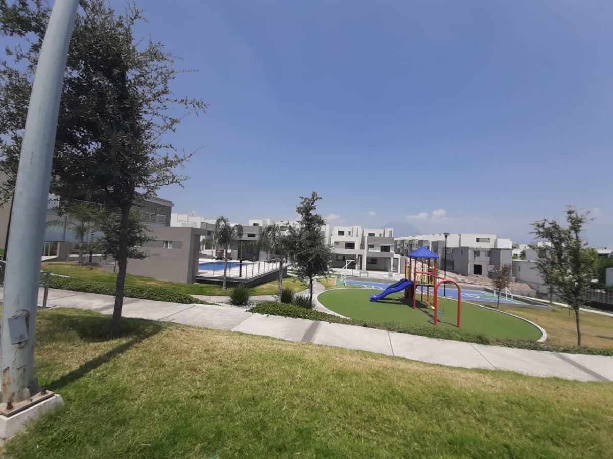 3 de 40: CASA CLUB