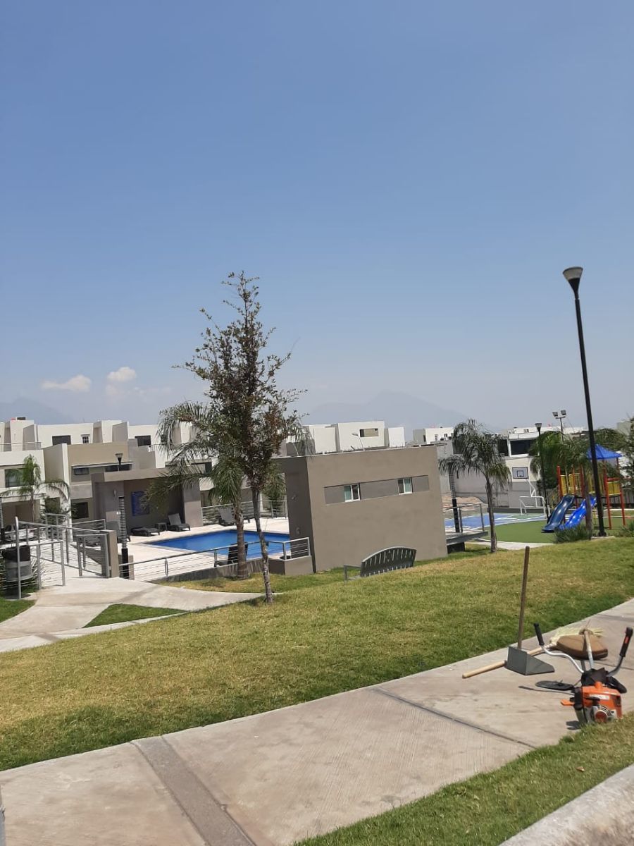 4 de 40: CASA CLUB 