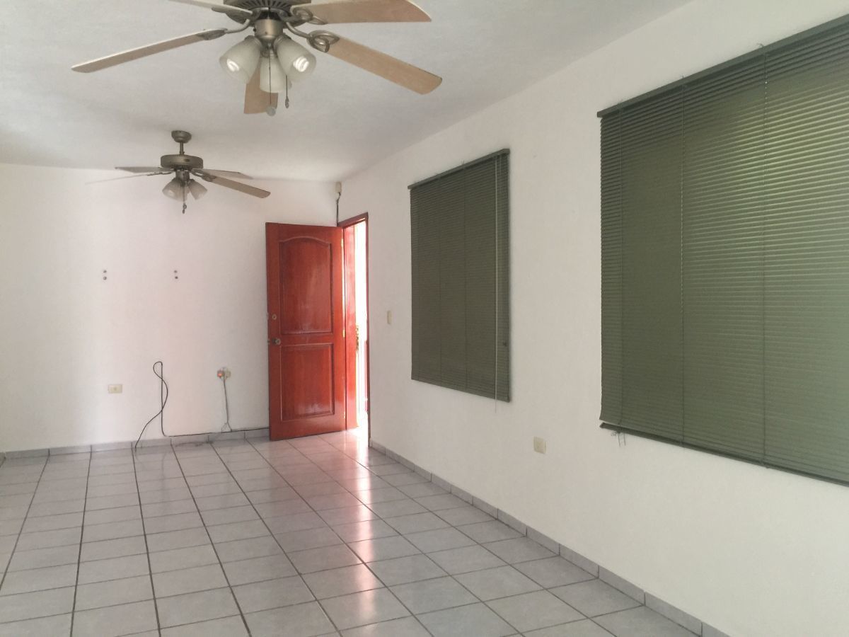 1 de 15: Sala Comedor