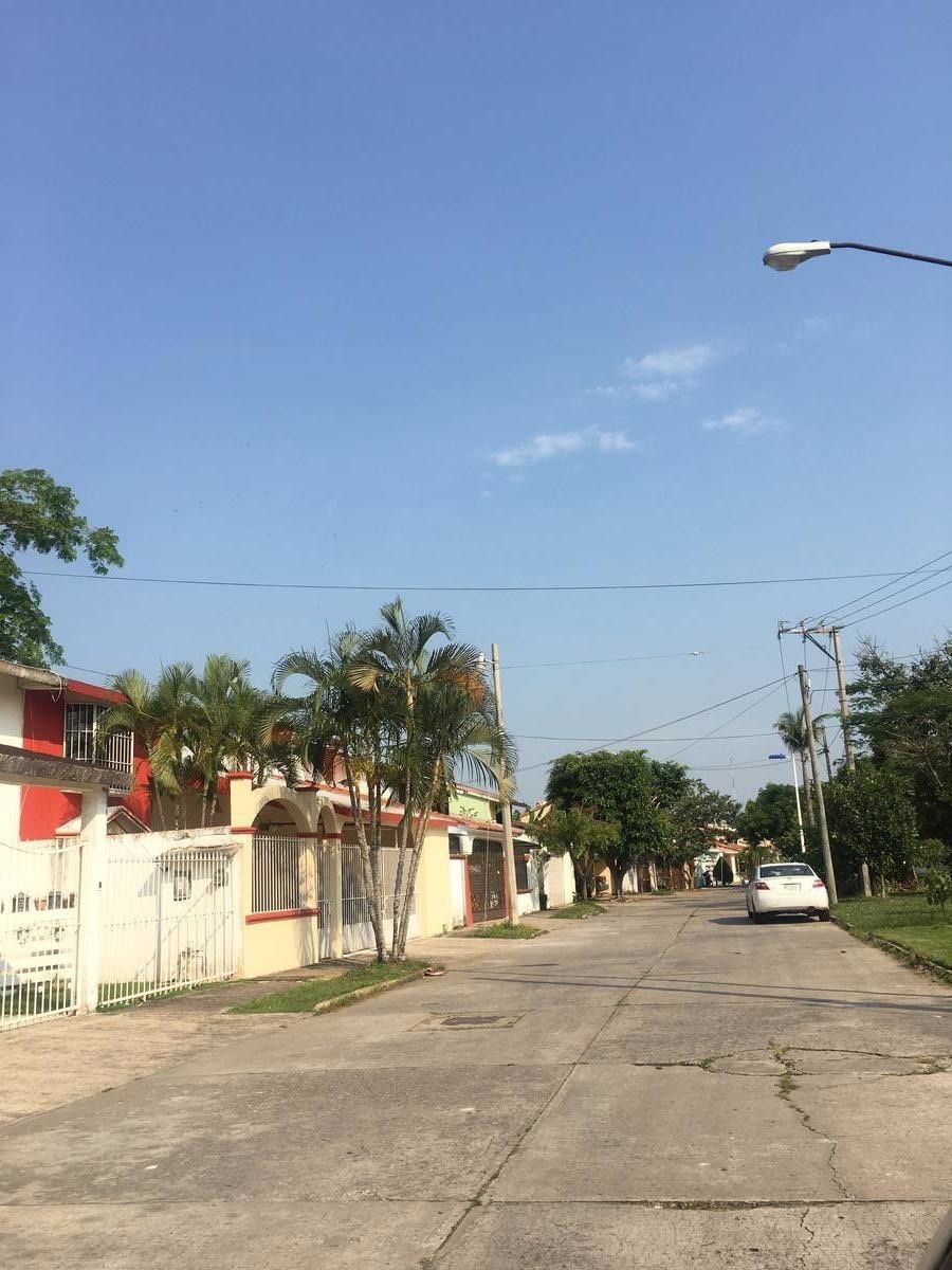3 de 8: Privada muy tranquila. 