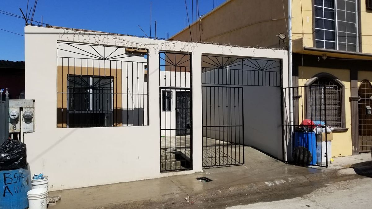 CASA EN RENTA EN VILLAFONTANA A DOS CALLES DE BLVD CASABLANCA A 5 MINS DE  BLVD 2 | EasyBroker