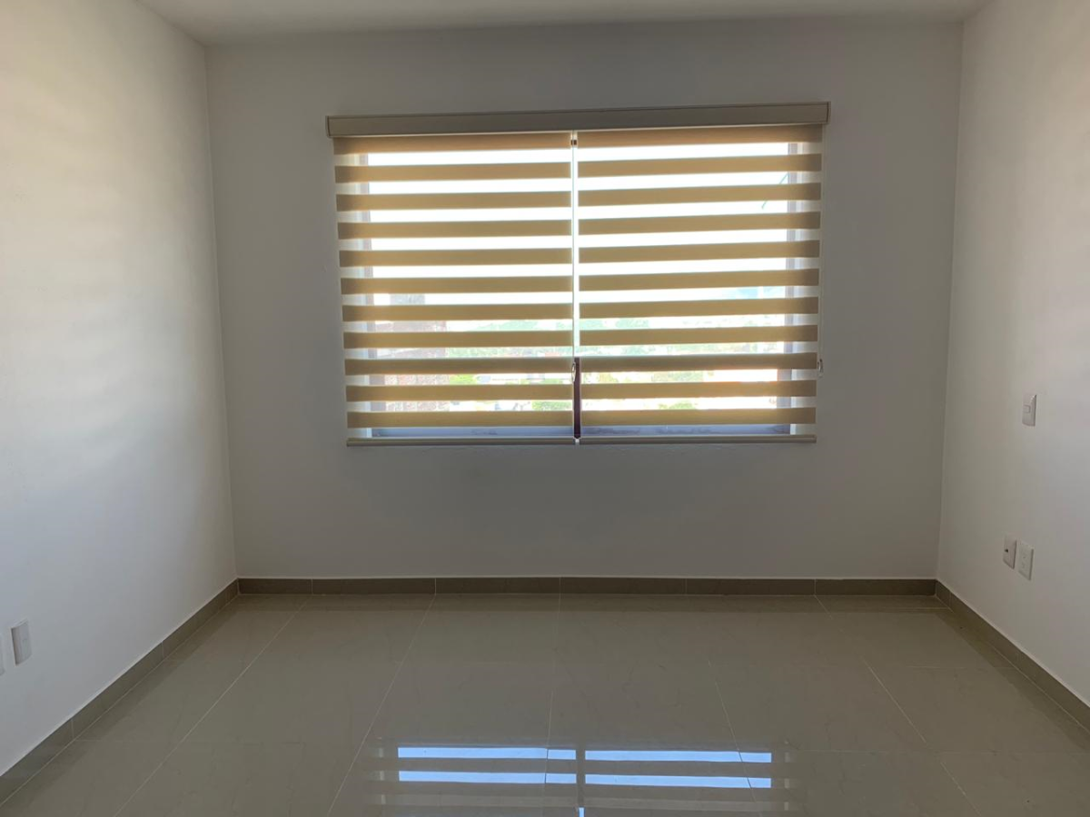 13 de 23