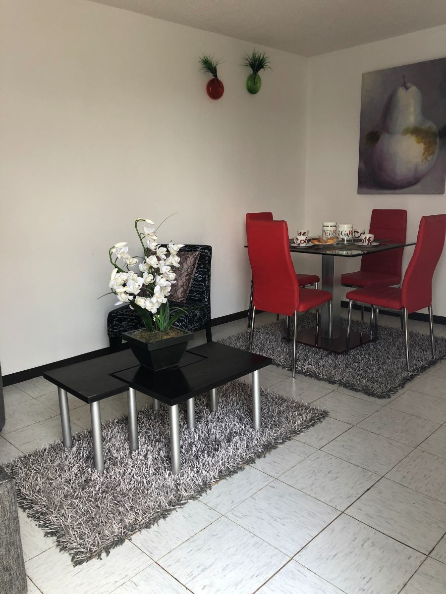 2 de 8: Area social I