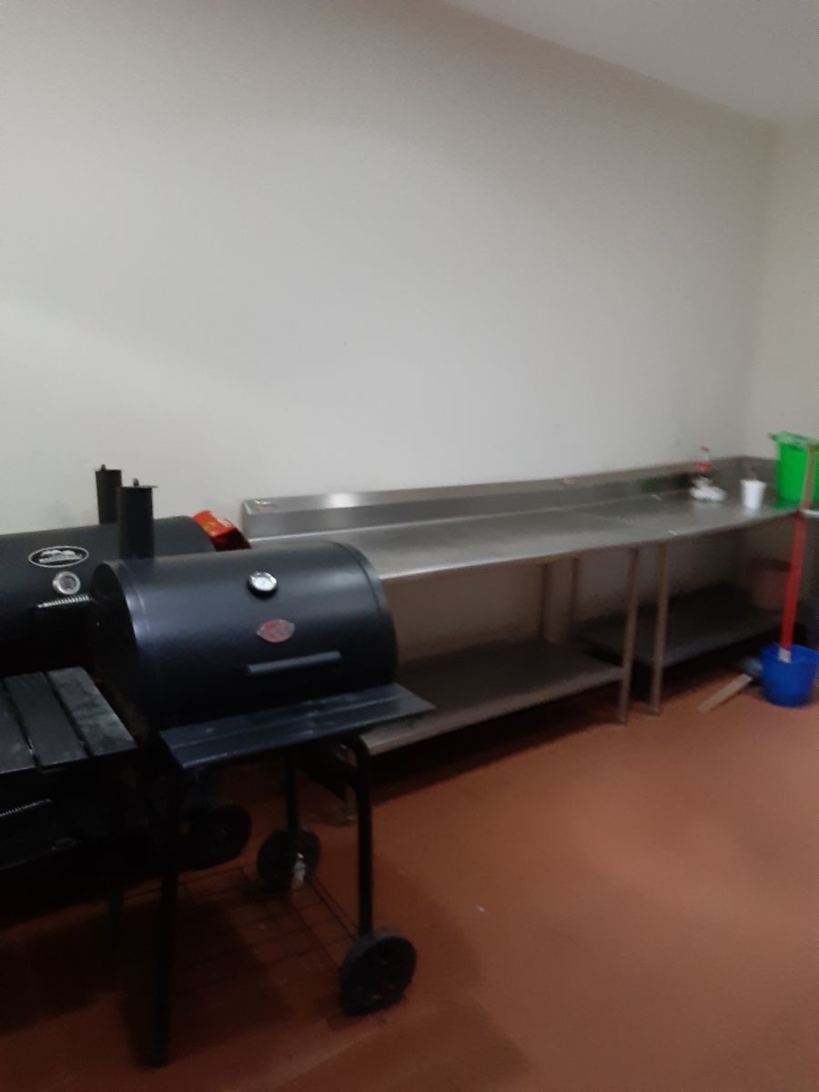 27 de 39: COCINA SALON DE USOS MULTIPLES