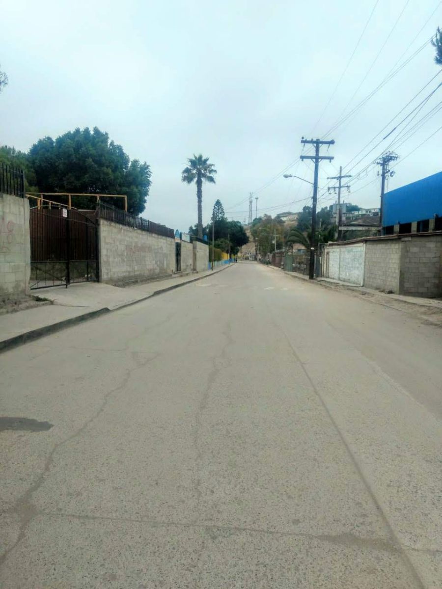 6 de 8: Ave. paricutin
(avenida amplia)