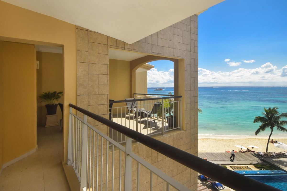 2 de 20: El Faro: Condo de 3 DORM en venta en Playa del Carmen