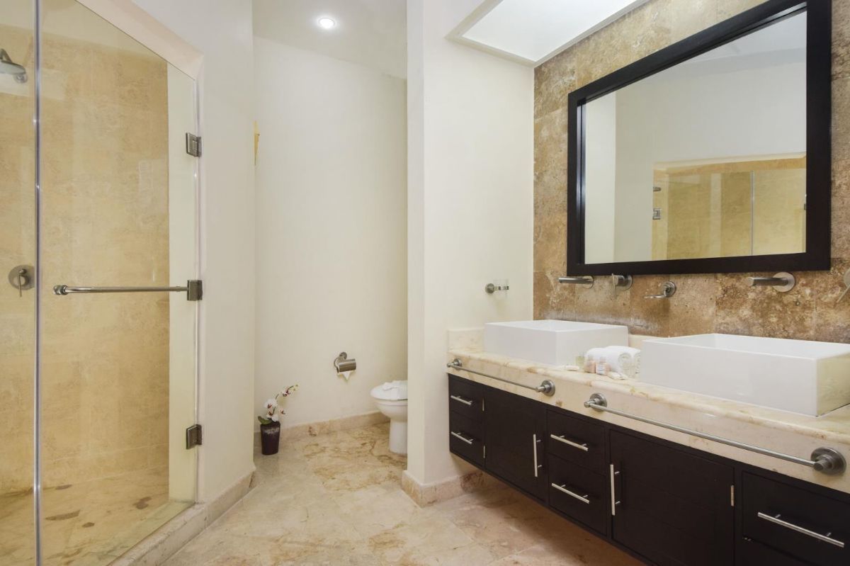 12 de 20: El Faro: Condo de 3 DORM en venta en Playa del Carmen