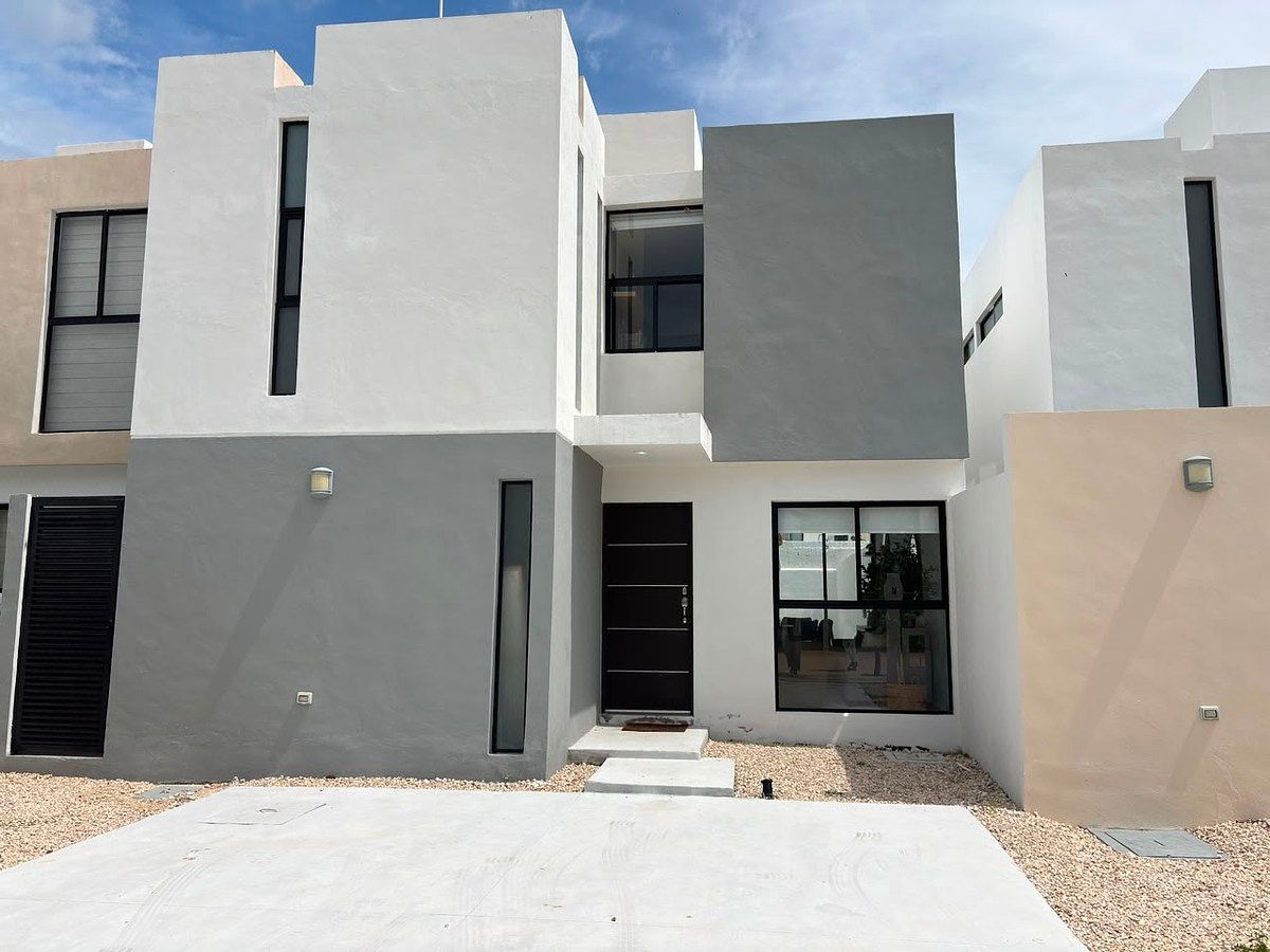 Casa en Venta en Privada Zensia. Conkal, Mérida