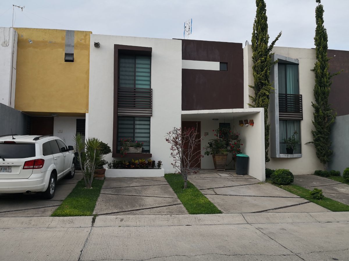 Casa en Venta en la Zona Sur, Foresta Santa Anita, Tlajomulco | EasyBroker