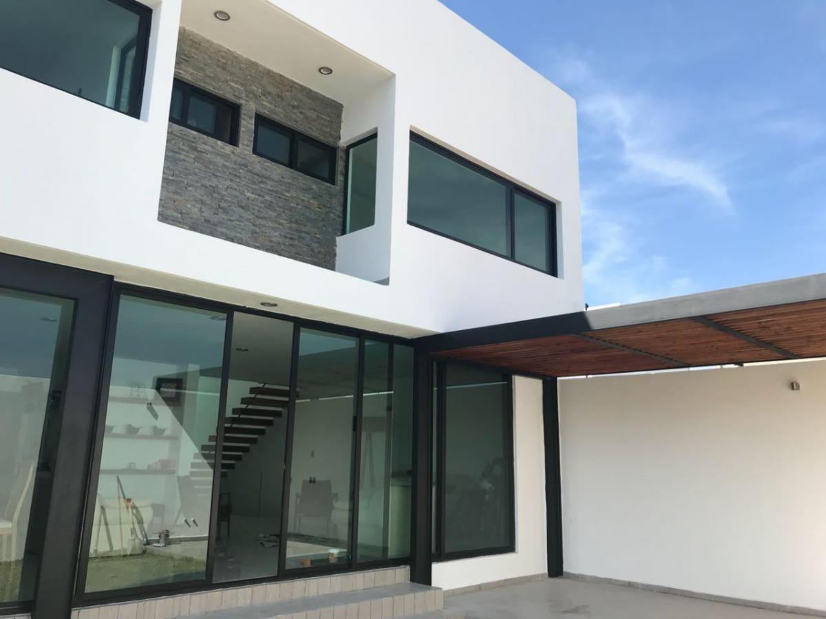 10 casas en venta en Centro sur, Queretaro, Queretaro 