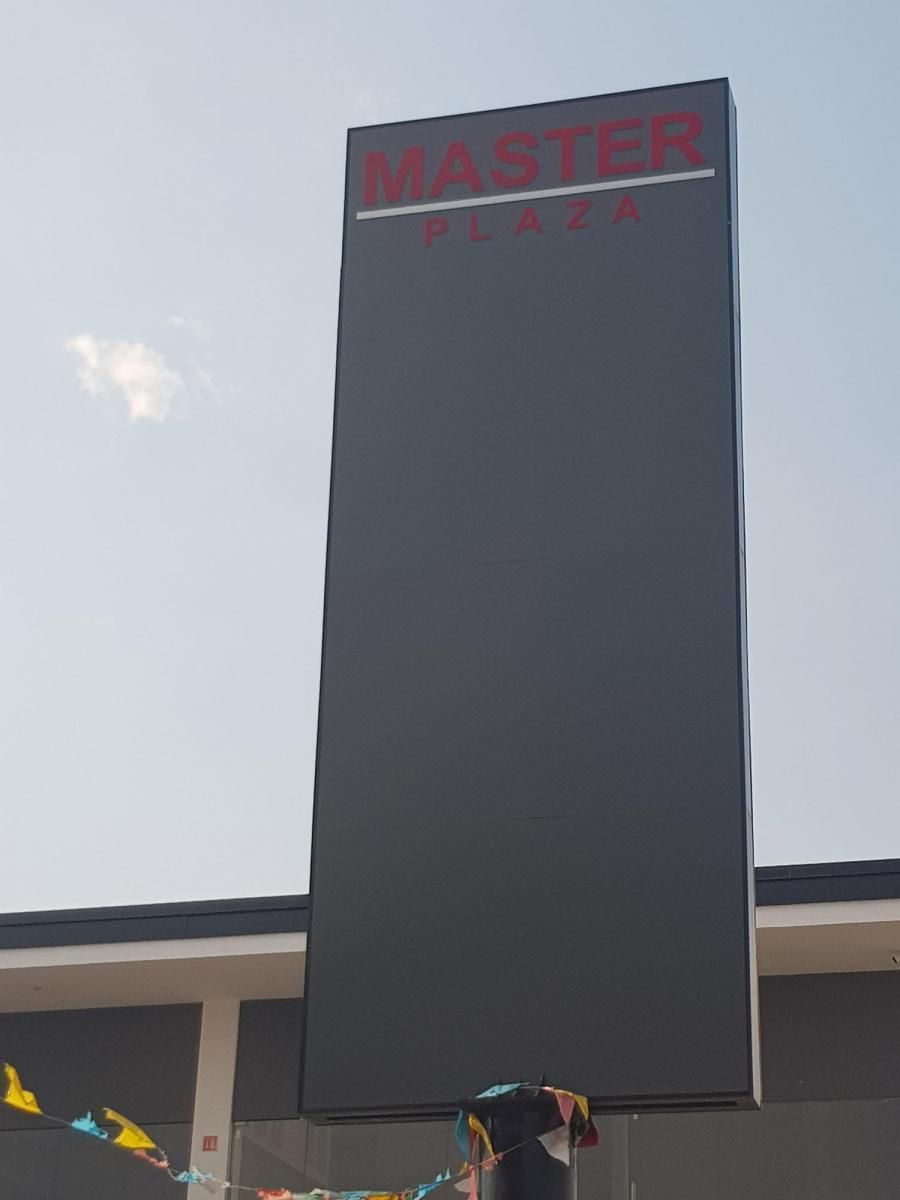 3 de 6