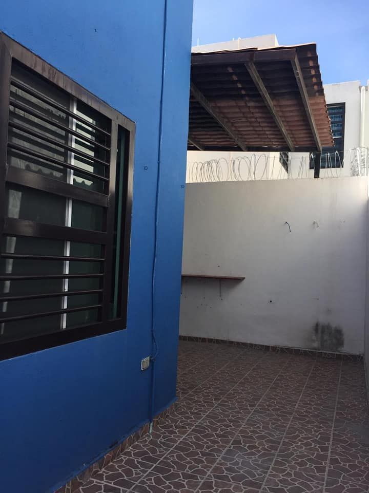 25 de 28