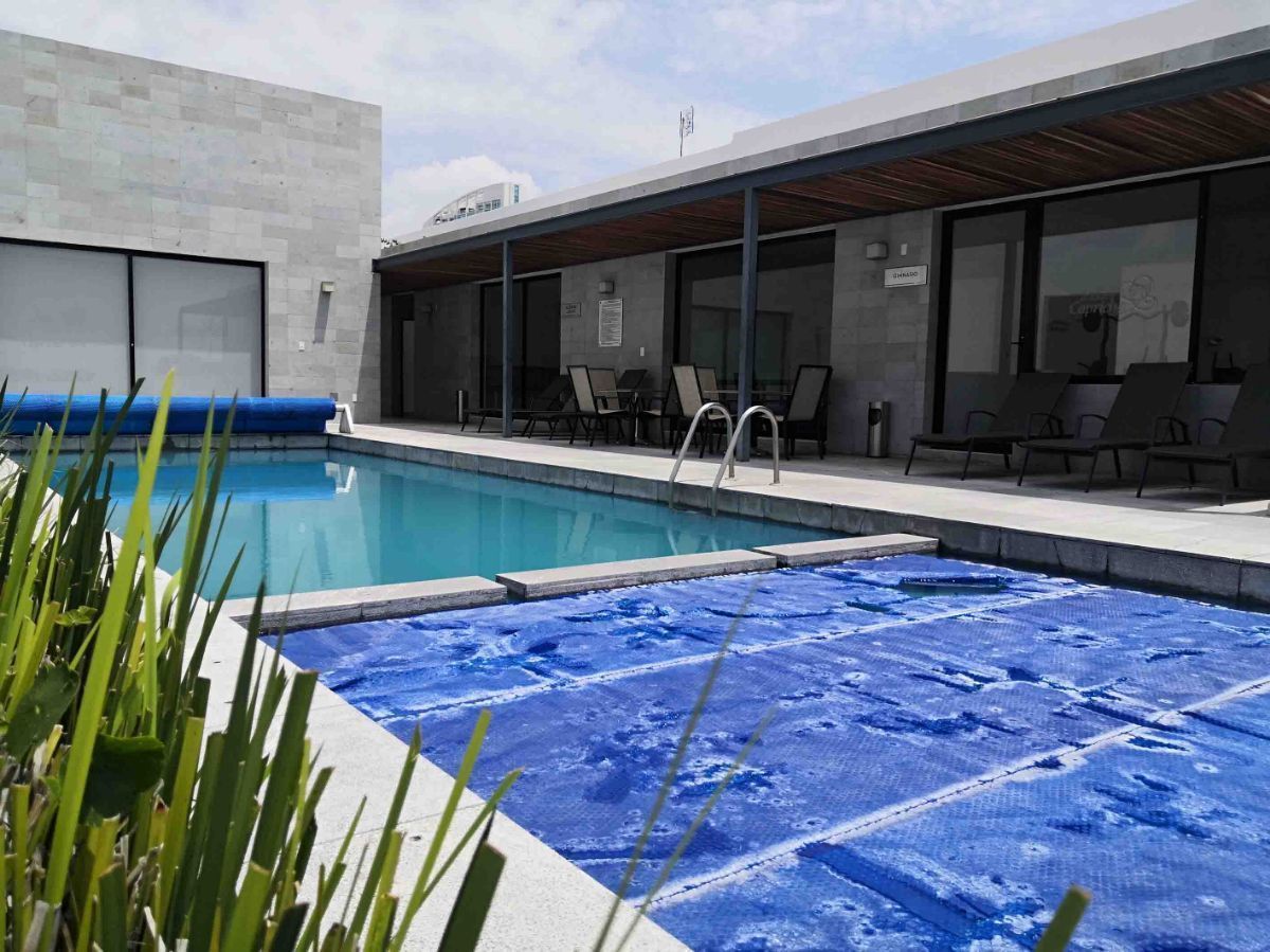 Casa en renta en Santa Fe Juriquilla Querétaro, en privada con alberca. |  EasyBroker