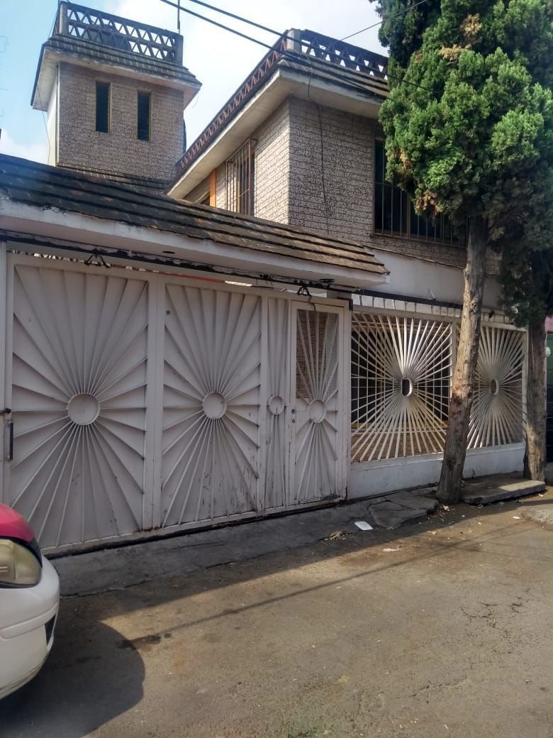 INFONAVIT, FOVISSSTE CASA EN VENTA IZTAPALAPA