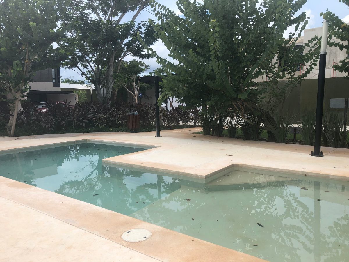 3 de 22: Piscina 