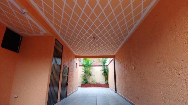 4 de 18