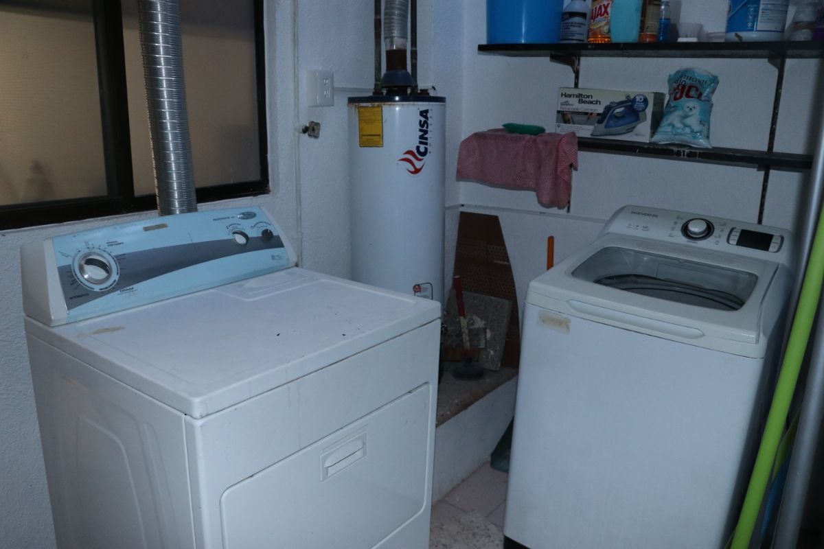 23 de 37: cuarto lavado