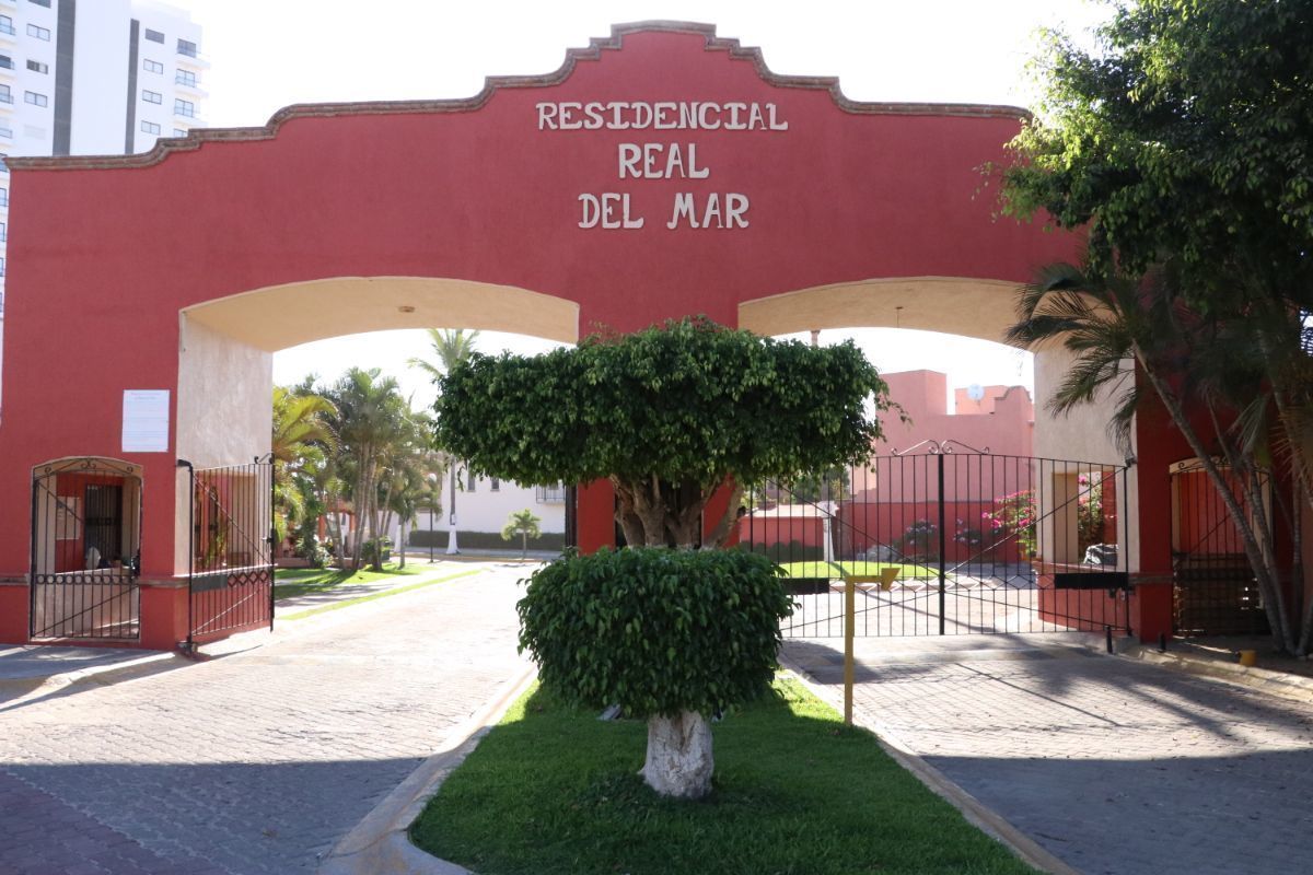 28 de 37