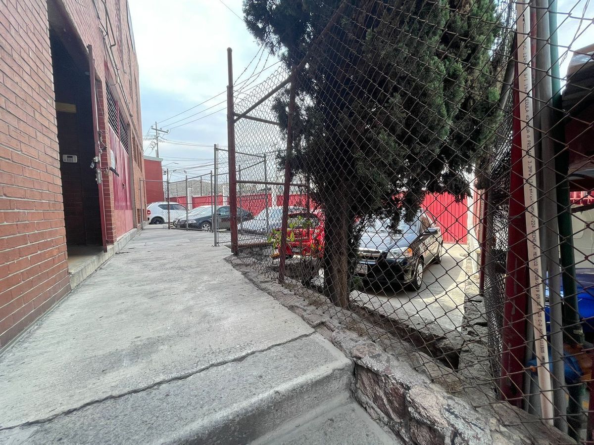 Industrial Warehouse in Puente de Vigas, Tlalnepantla de Baz, photo 17 of 19