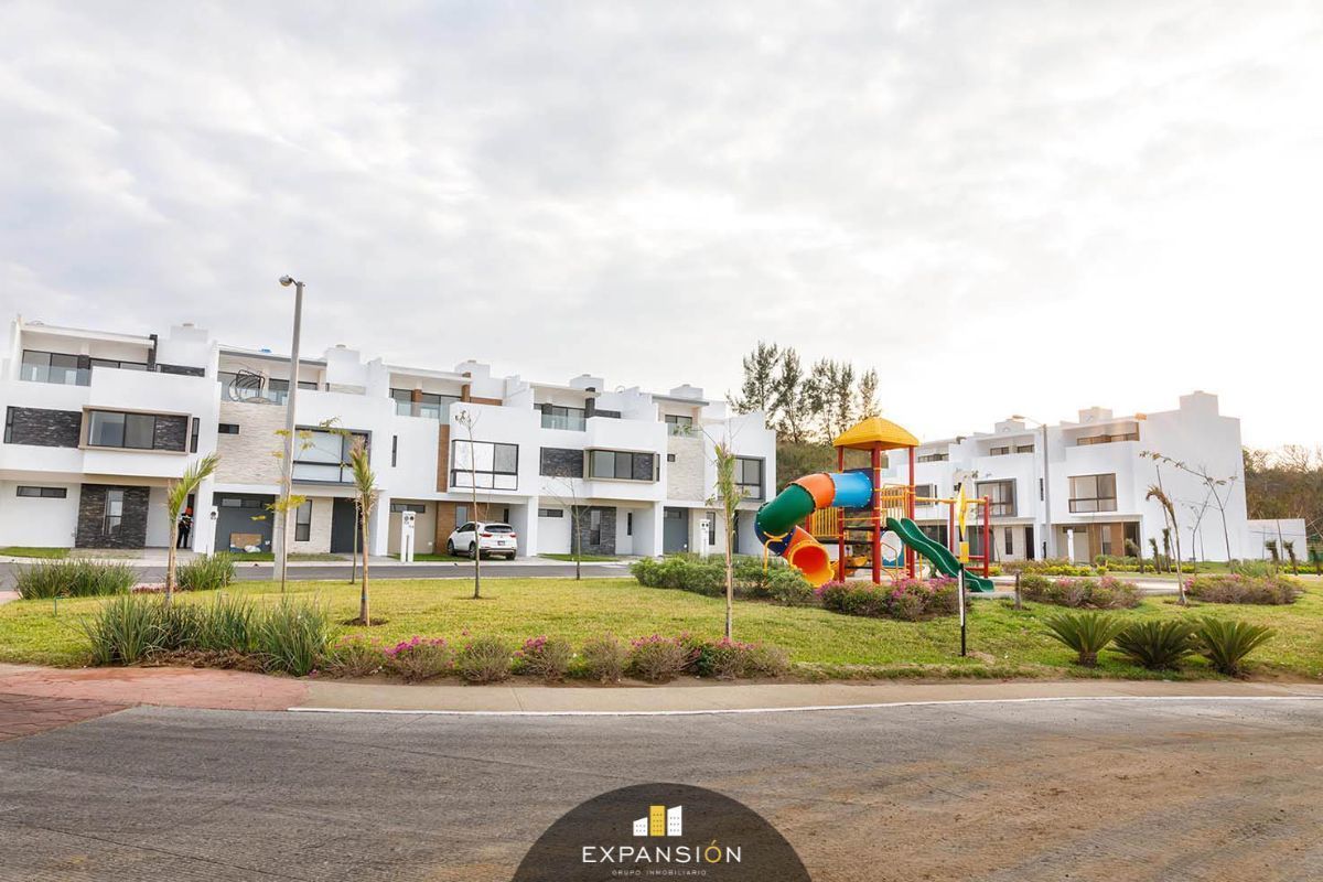 Casa en venta 3 habitciones en Boca del Rio, Ver.