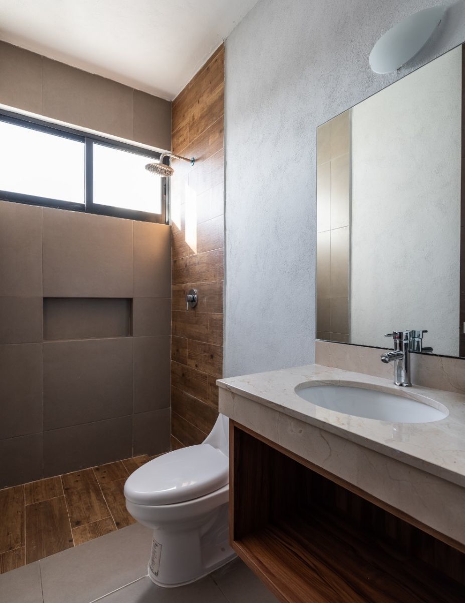 13 de 19: Baño Tercera Habitación