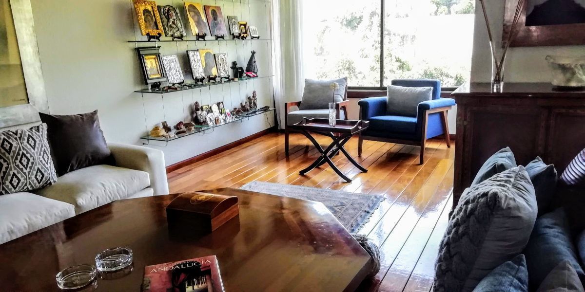 2 de 48: Sala